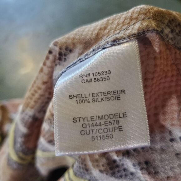 Equipment Femme Adalyn Snake Print Sleeveless Top sz Small - Picture 4 of 6